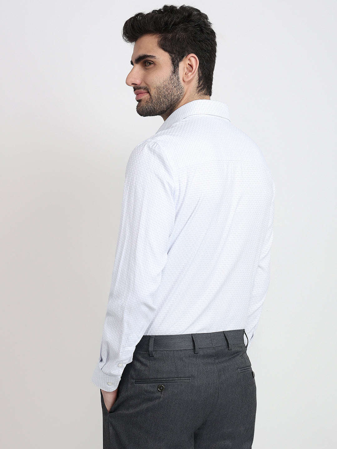 Raymond Men Blue Structure Contemporary Fit Bamboo Blend Full Sleeve Formal Shirt