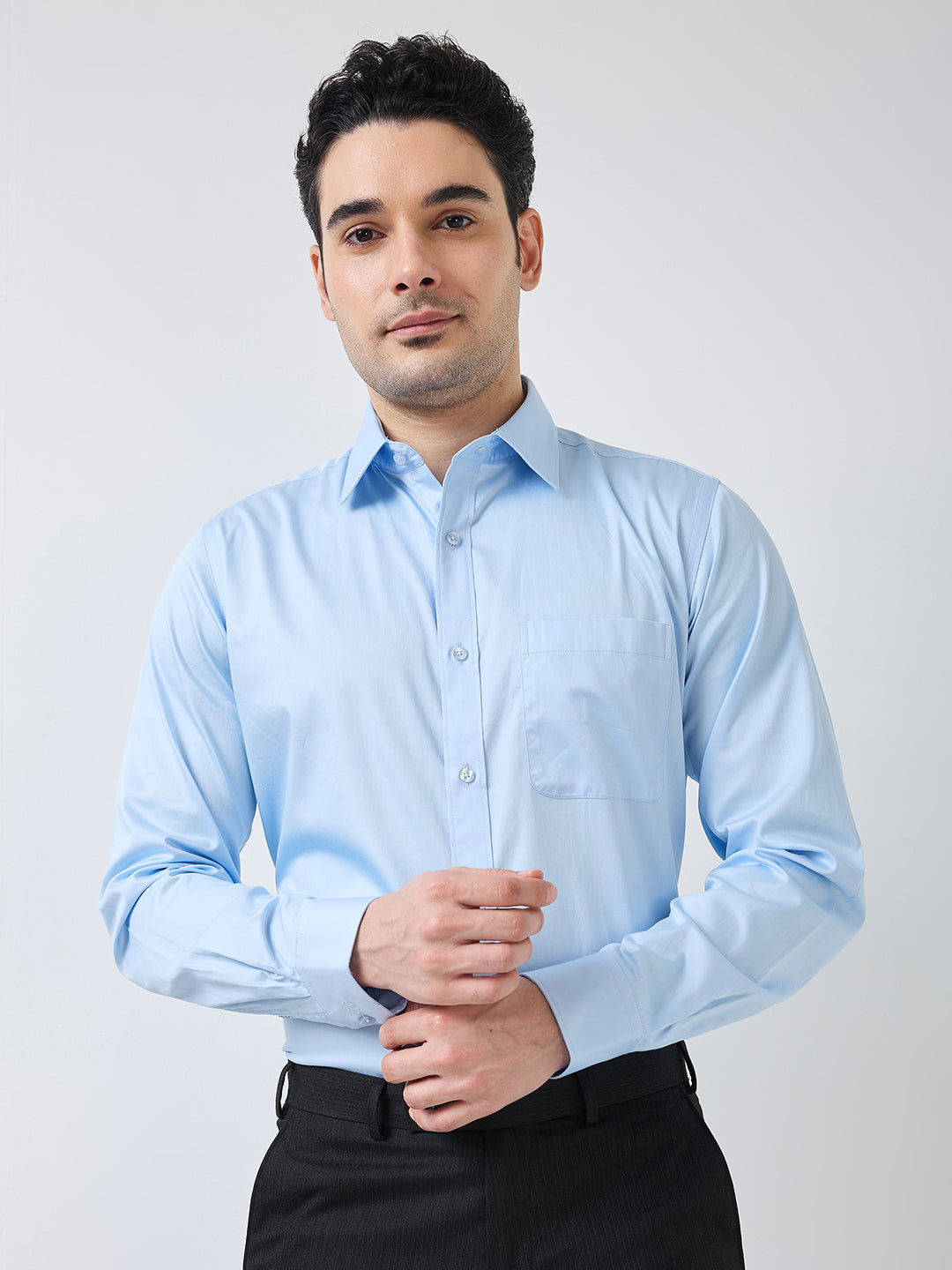 Raymond Men Blue Solid Slim Fit Cotton Formal Shirt