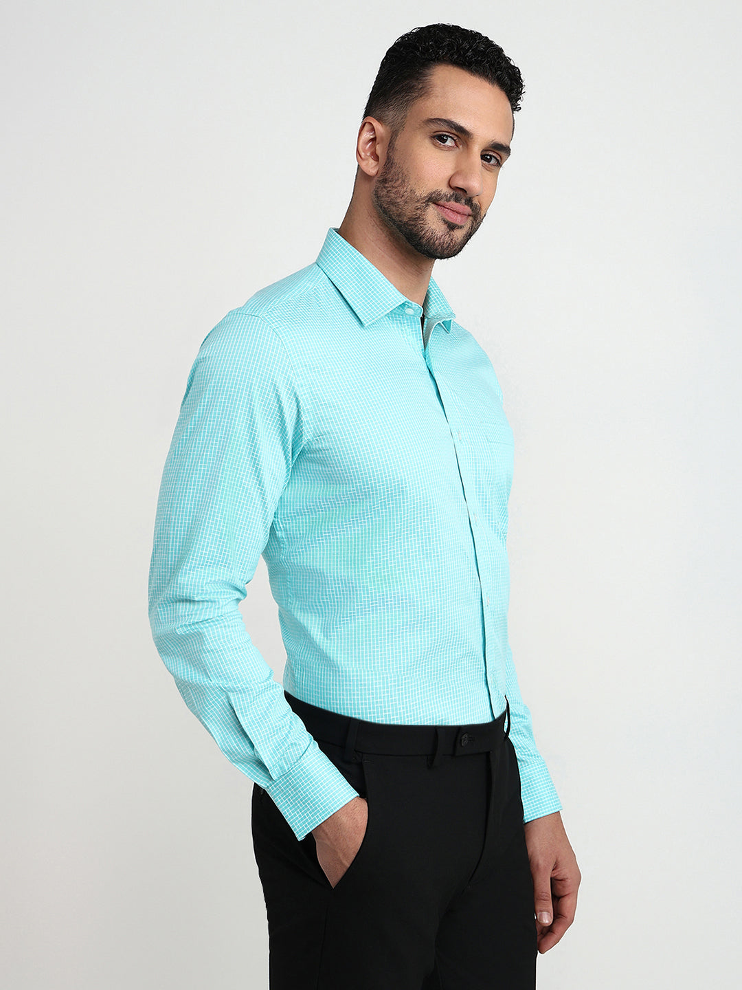 Raymond Men Blue Structure Regular Fit Cotton Full Sleeve Formal Shirt