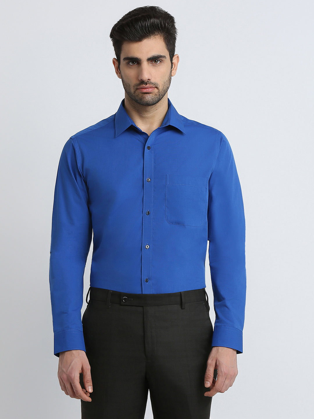 Raymond Men Blue Solid Slim Fit Cotton Formal Shirt