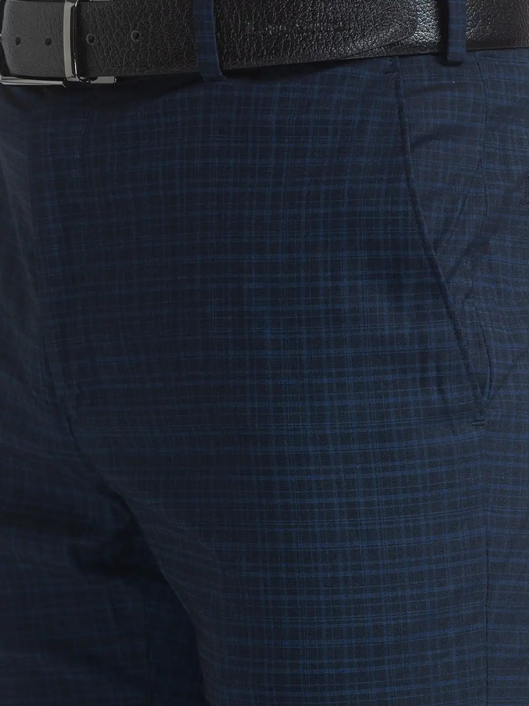 Men Blue Slim Fit Checks Terylene Rayon Spandex Blend Trouser