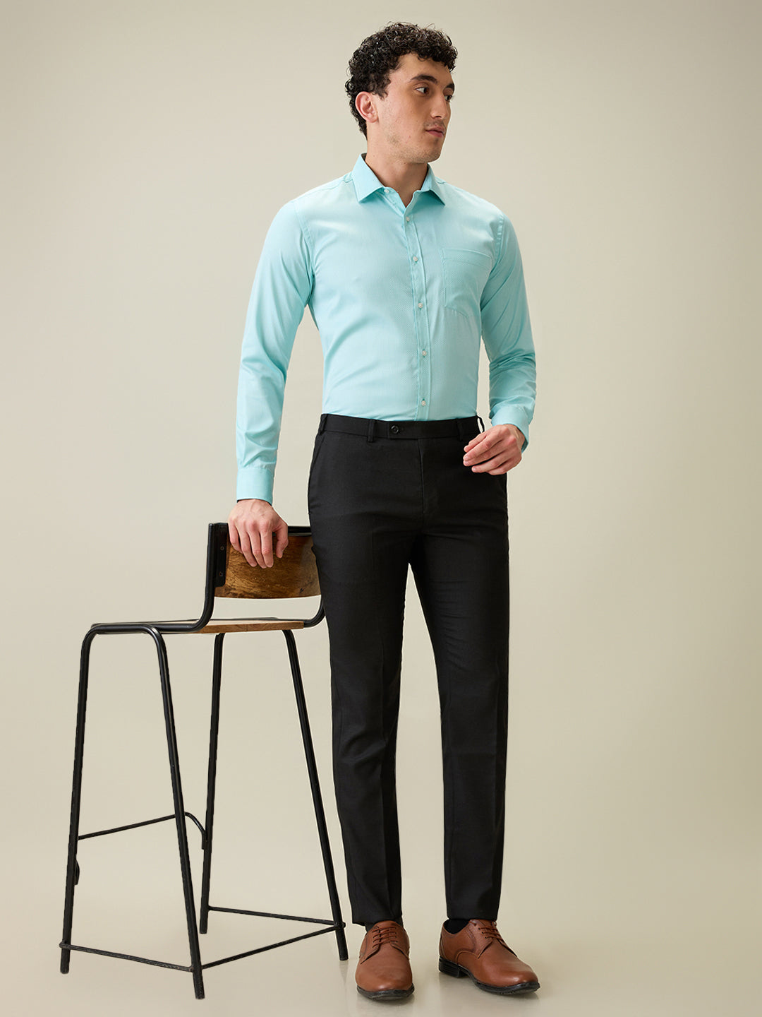 Raymond Men Grey Solid Slim Fit Polyester Blend Trouser