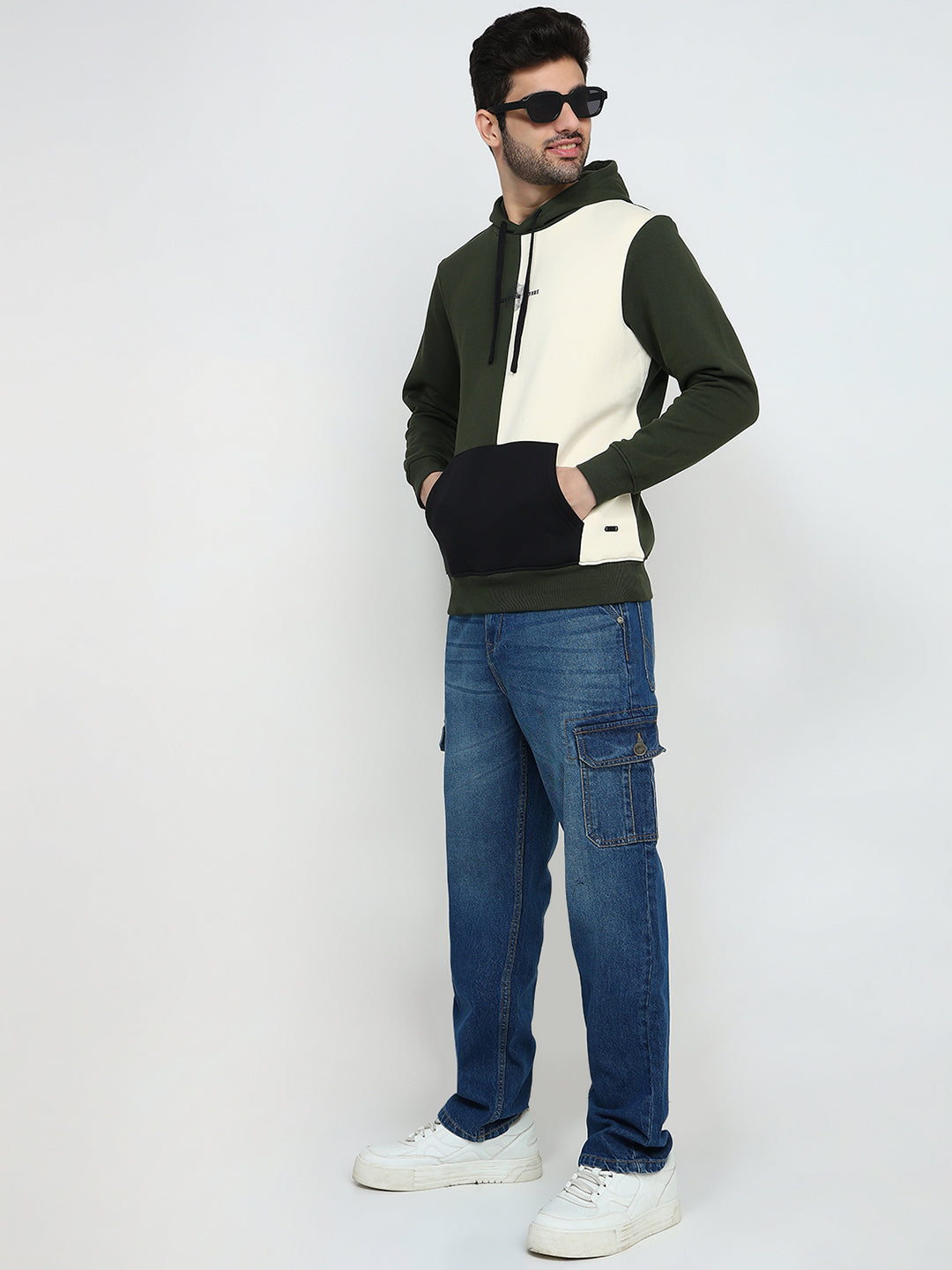 Parx Men Green Cut & Sew Regular Fit Cotton Blend Sweatshirt
