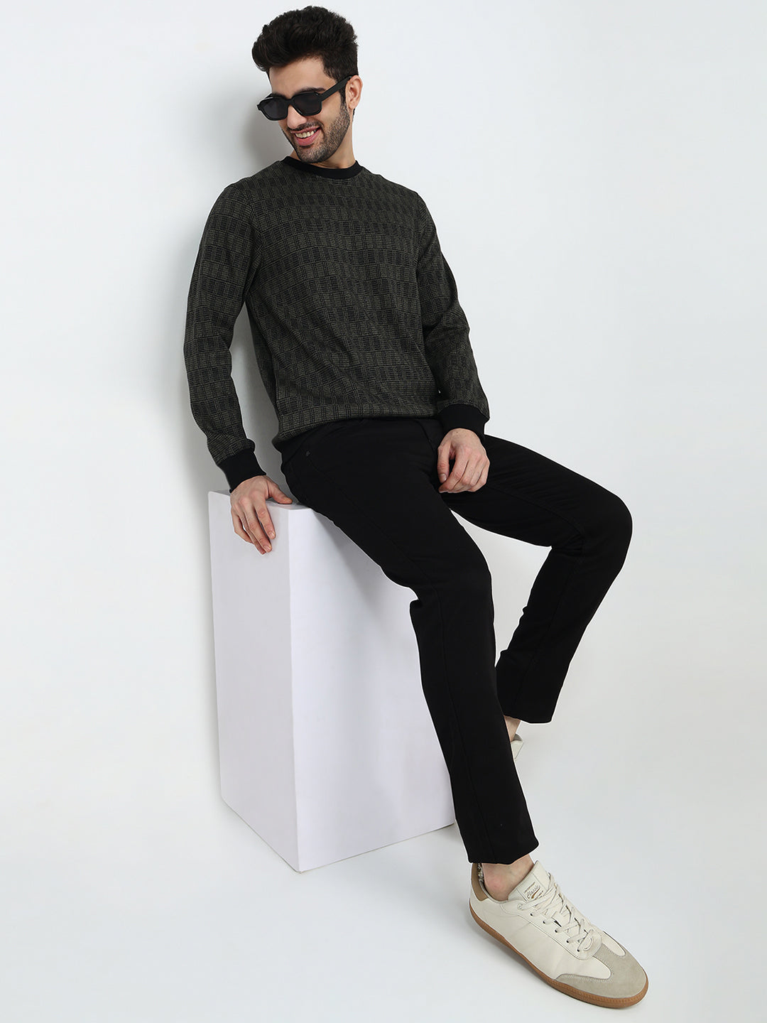 Parx Men Green Checks Regular Fit Polyester Sweatshirt