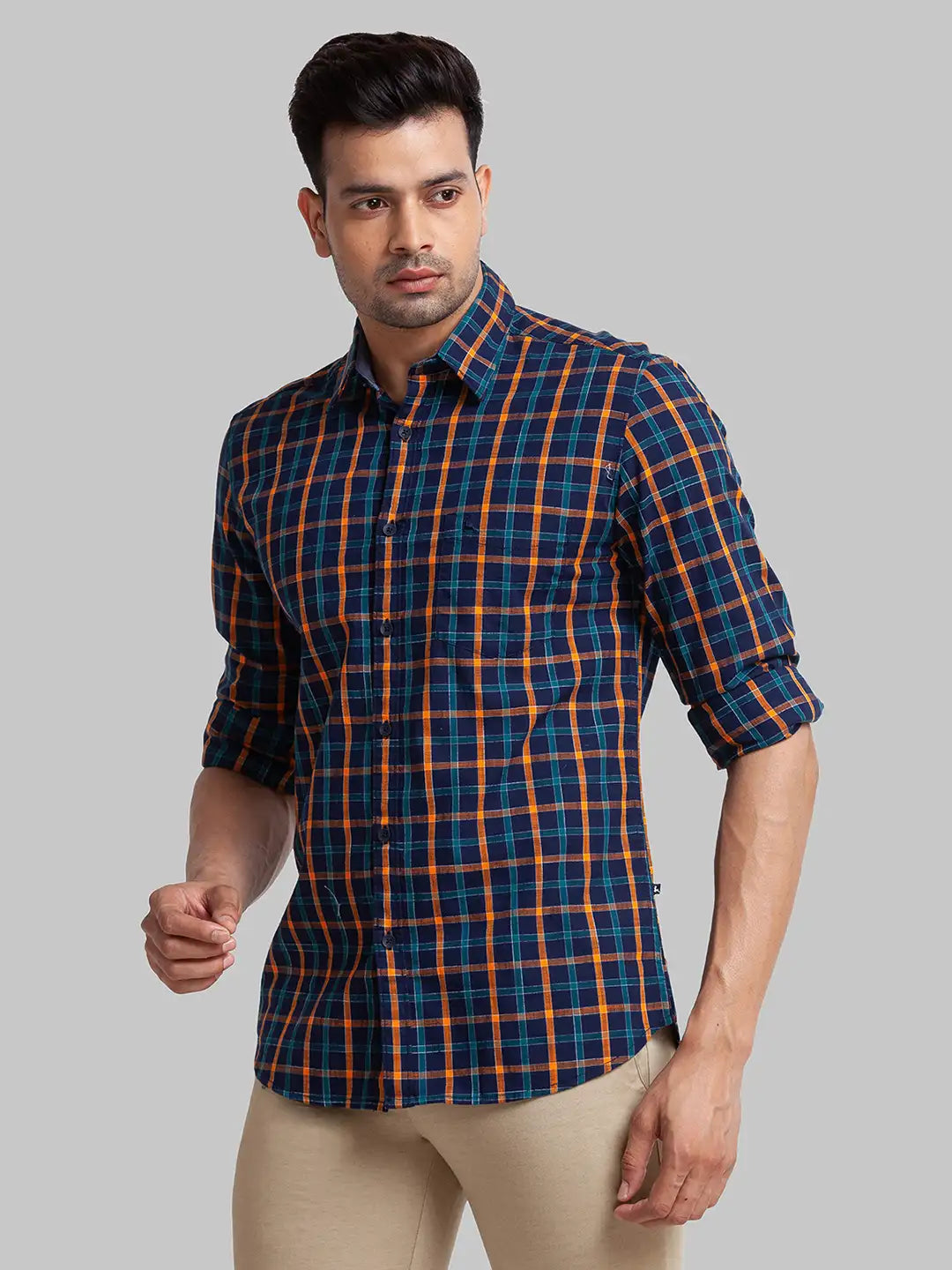Men Blue Slim Fit Checks Cotton Full Sleeve Shirts