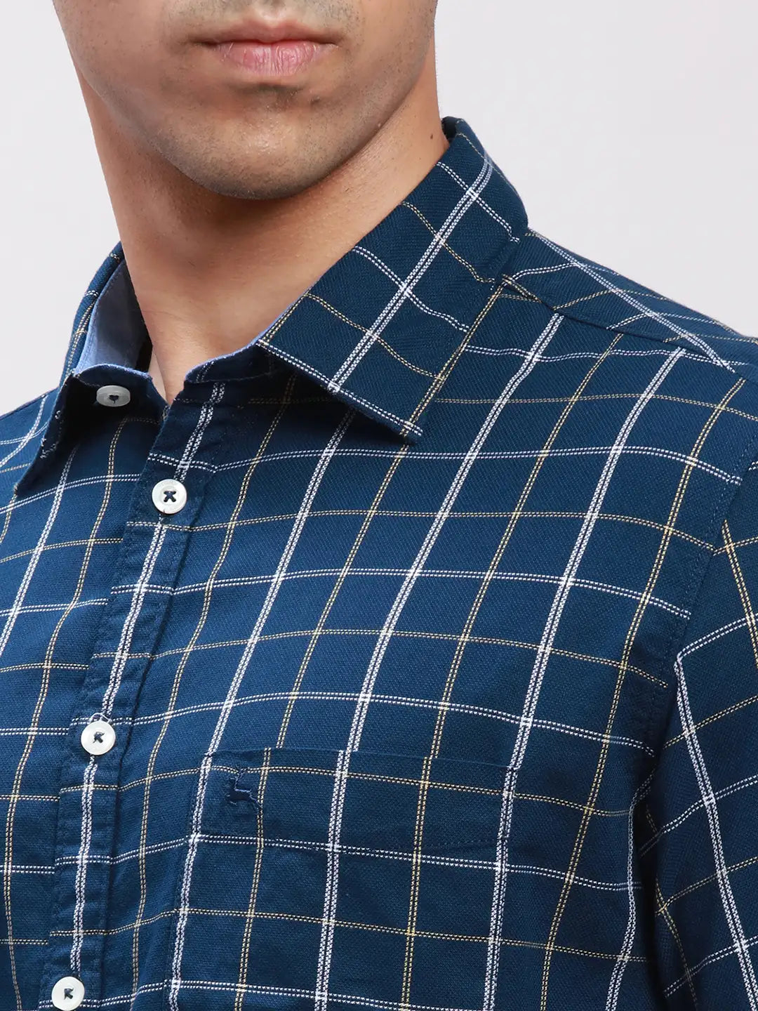 Parx Men Blue Checks Slim Fit Cotton Full Sleeve Cut Away Collar Shirt