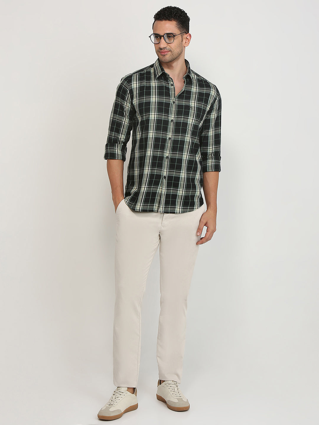 Parx Men Black Checks Slim Fit Cotton Casual Shirt