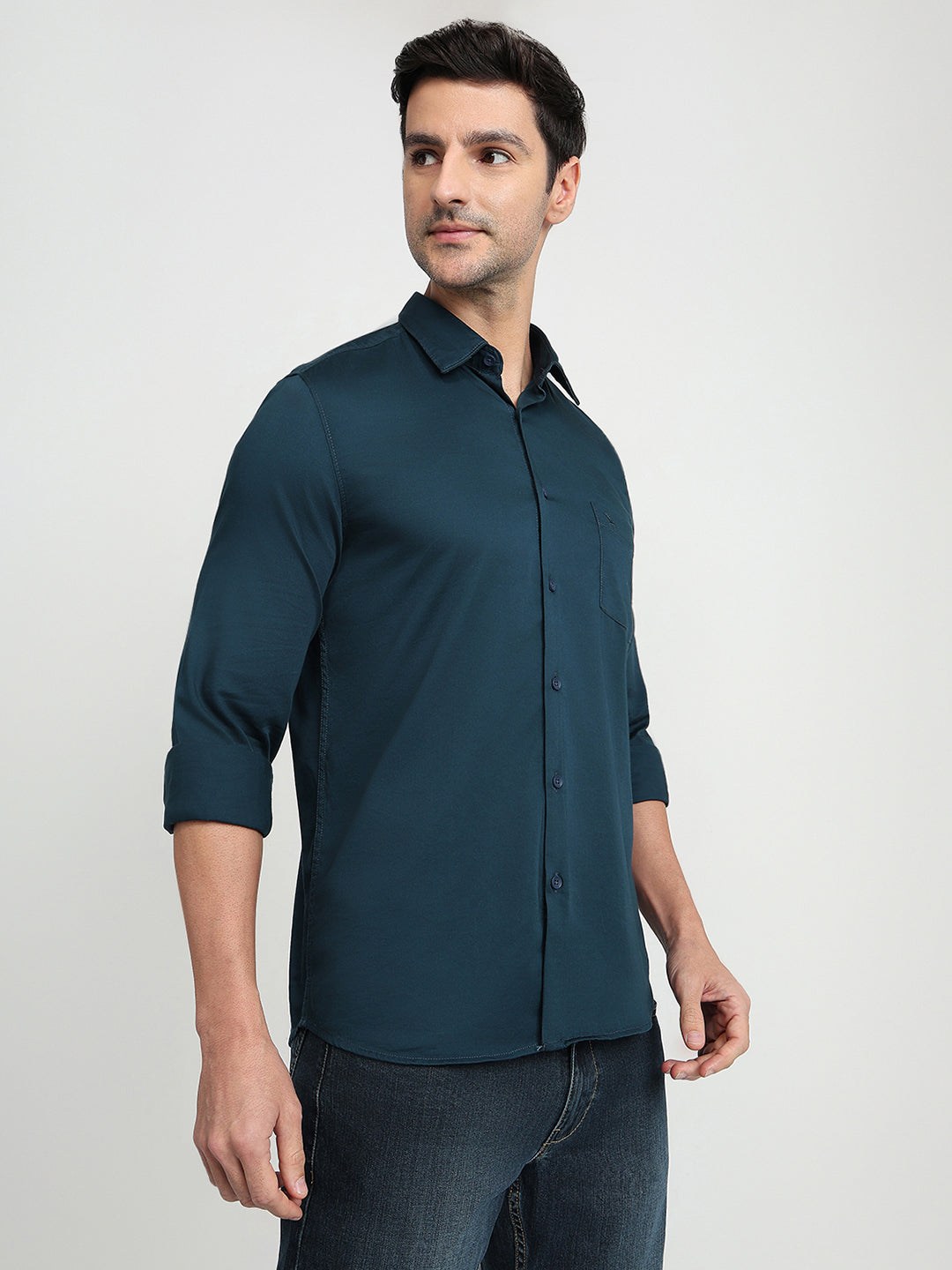 Parx Men Blue Solid Slim Fit Cotton Blend Full Sleeve Casual Shirt