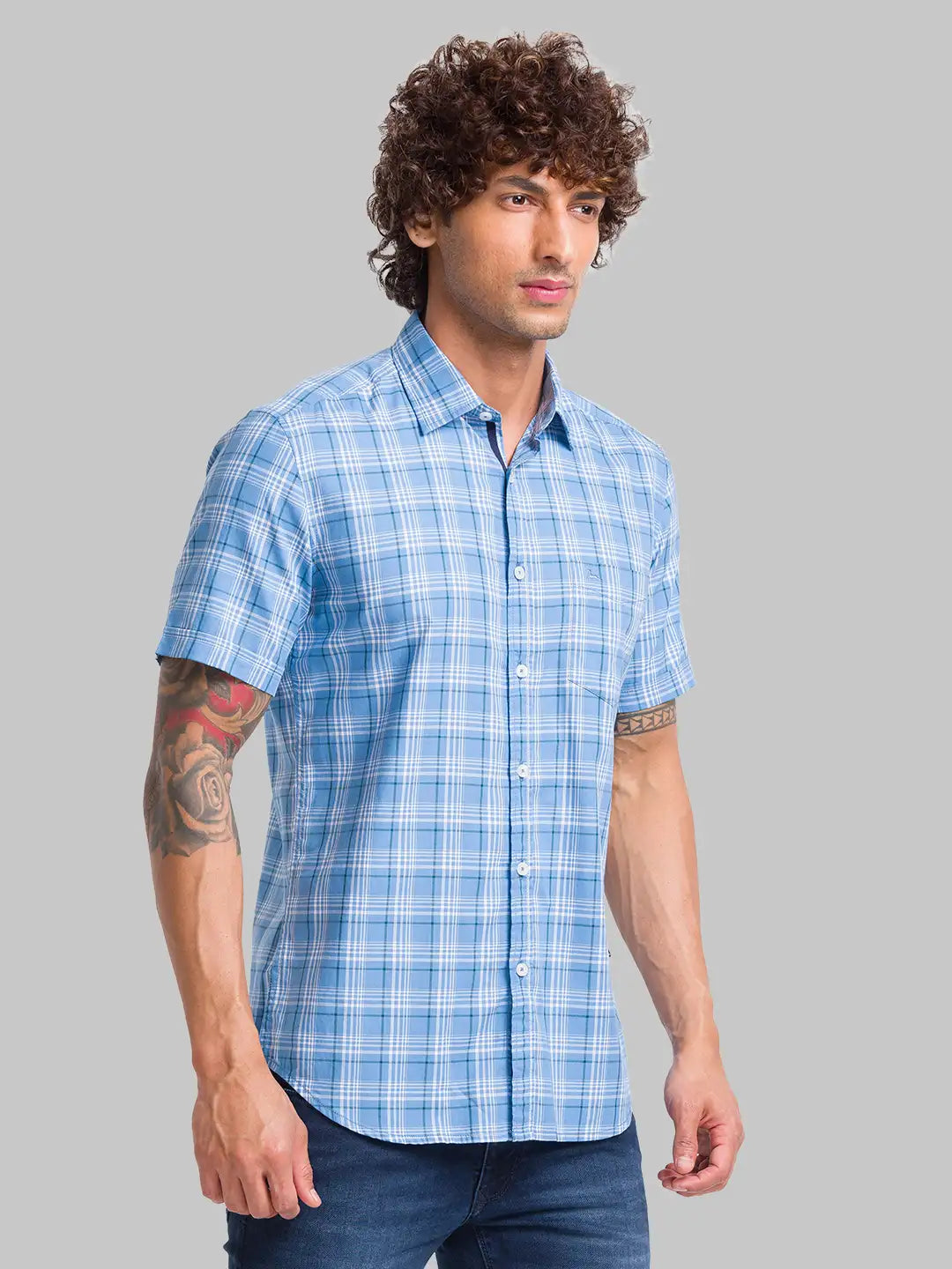 Parx Men Blue Checks Slim Fit Cotton Half Sleeve Shirt