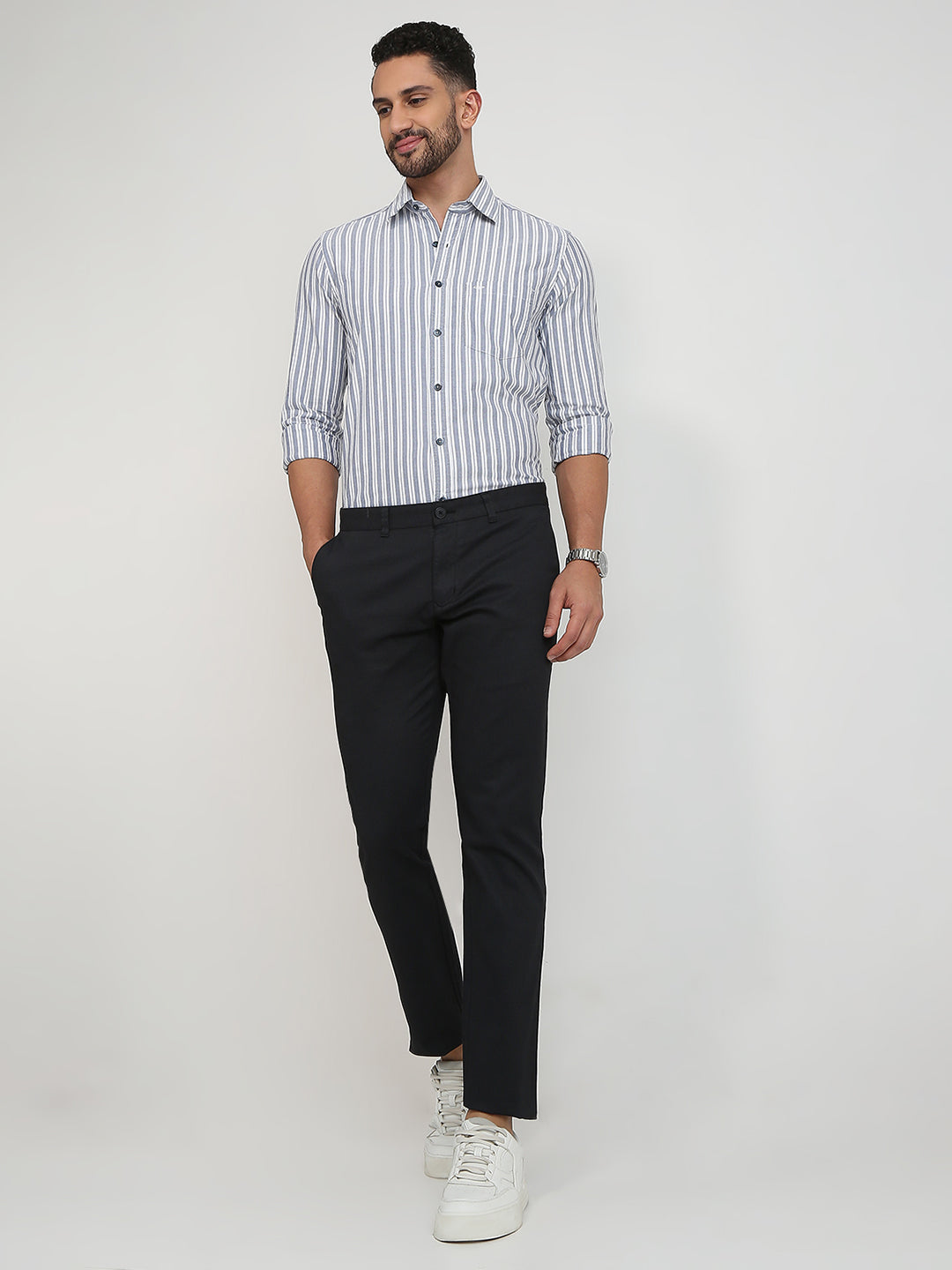 Parx Men Black Satin Low Rise Tapered Fit Cotton Blend Trouser