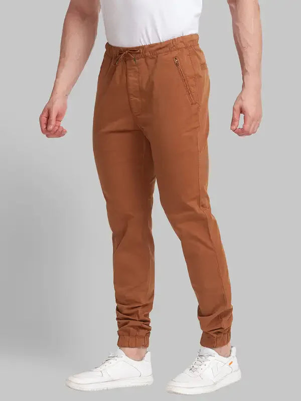 Men Brown Lrt Fit Solid Cotton Blend Trouser