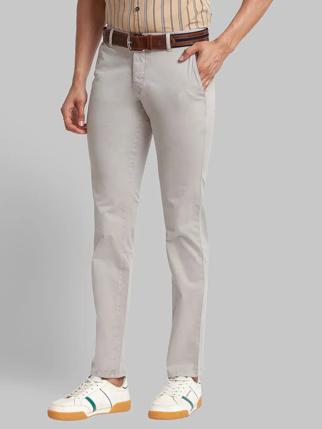 Men Grey Lrt Fit Solid Cotton Blend Trouser