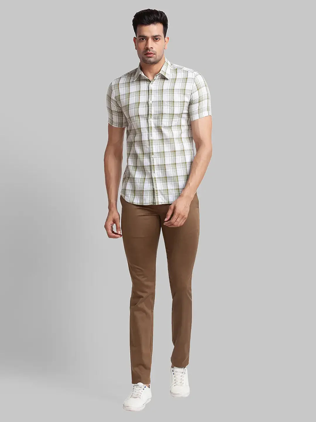 Men Brown Super Slim Fit Solid Cotton Blend Trouser