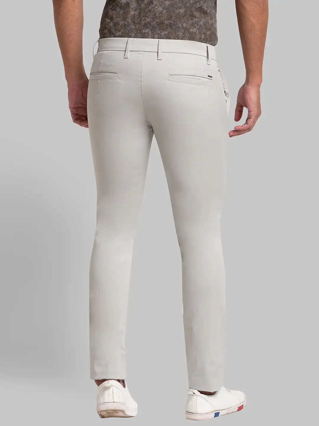 Men Green Super Slim Fit Solid Cotton Blend Trouser