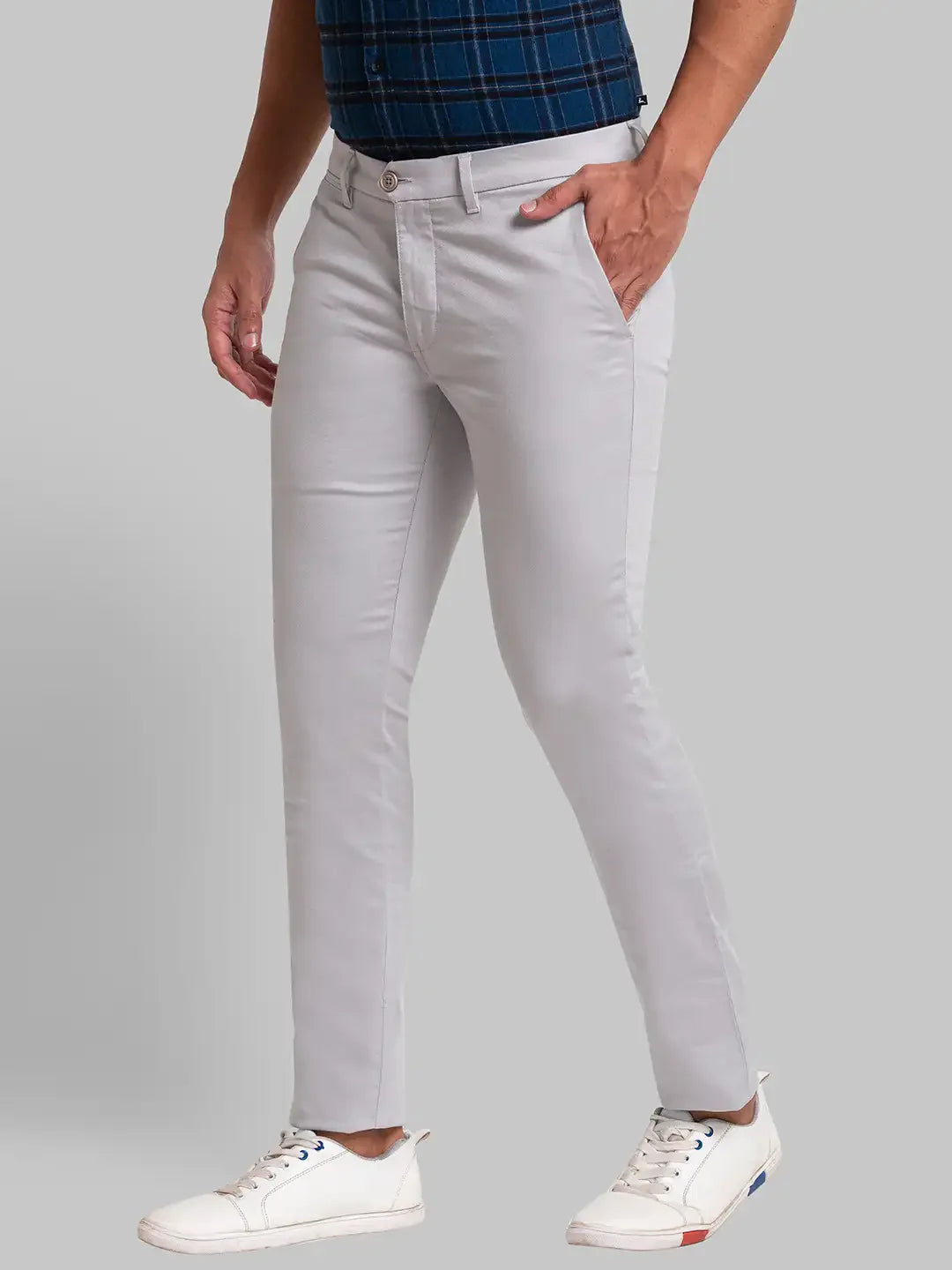 Men Grey Super Slim Fit Solid Cotton Blend Trouser