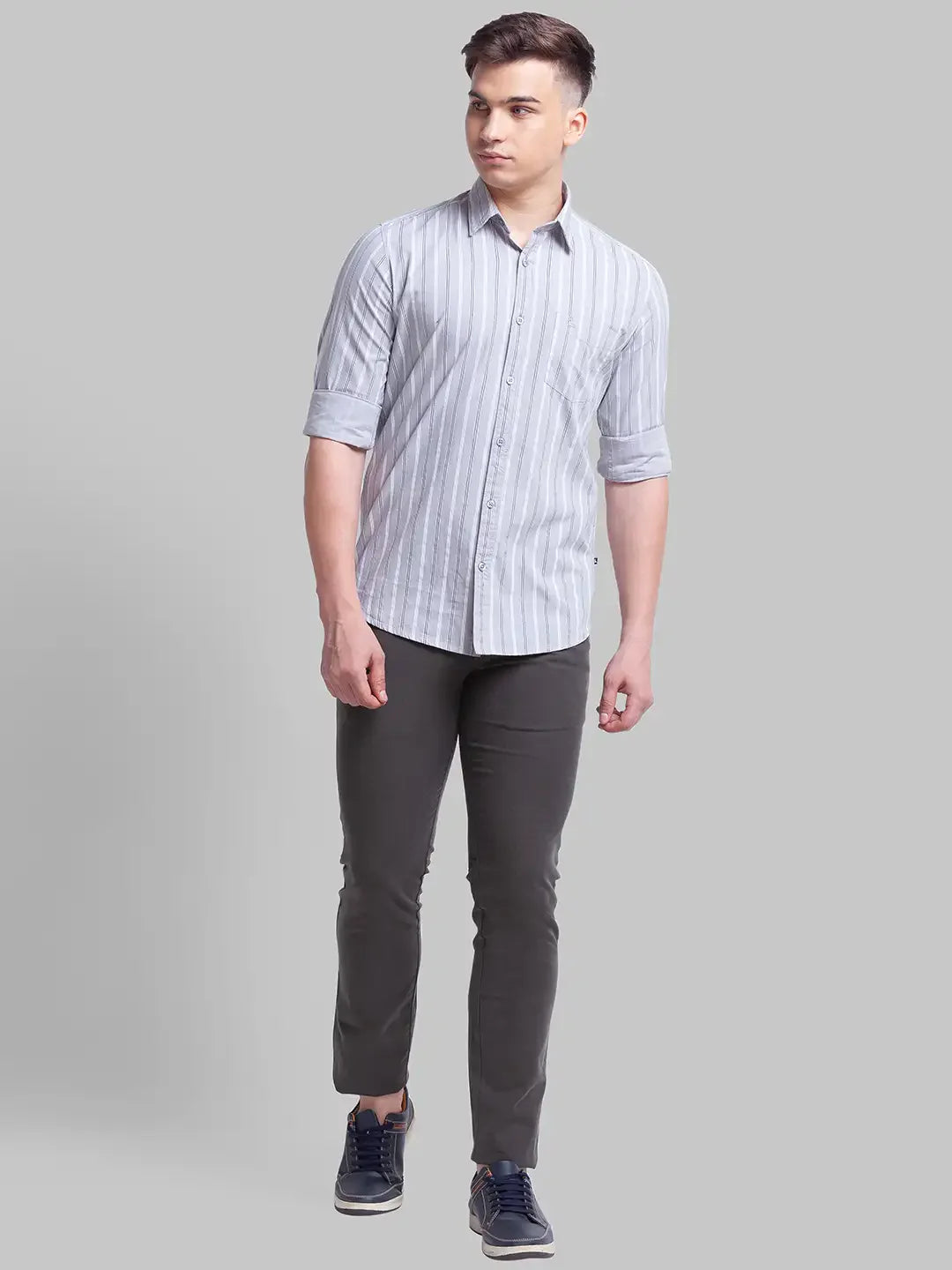Men Green Lrt Fit Yarn Dyed Cotton Blend Trouser
