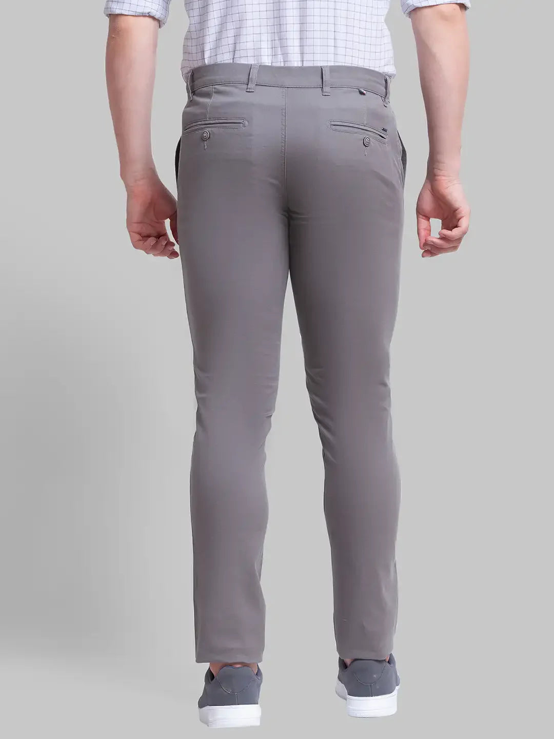 Men Grey Low Rise Tapered Fit Solid Cotton Blend Trouser