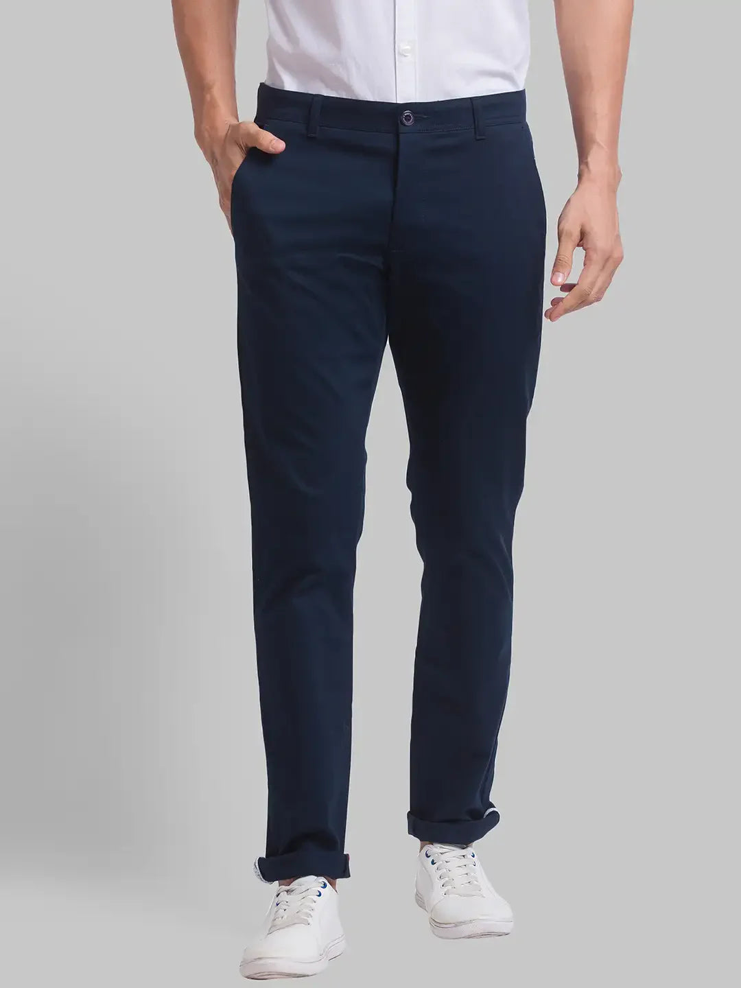 Men Blue Lrt Fit Solid Cotton Blend Trouser