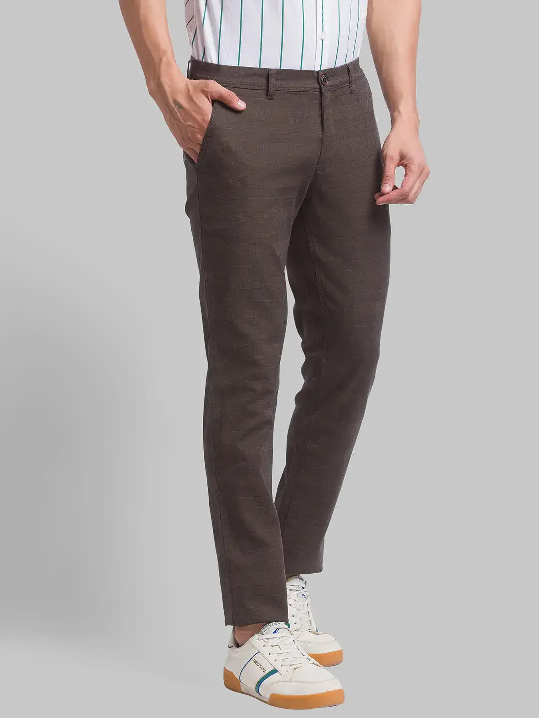 Men Brown Low Rise Tapered Fit Yarn Dyed Cotton Blend Trouser