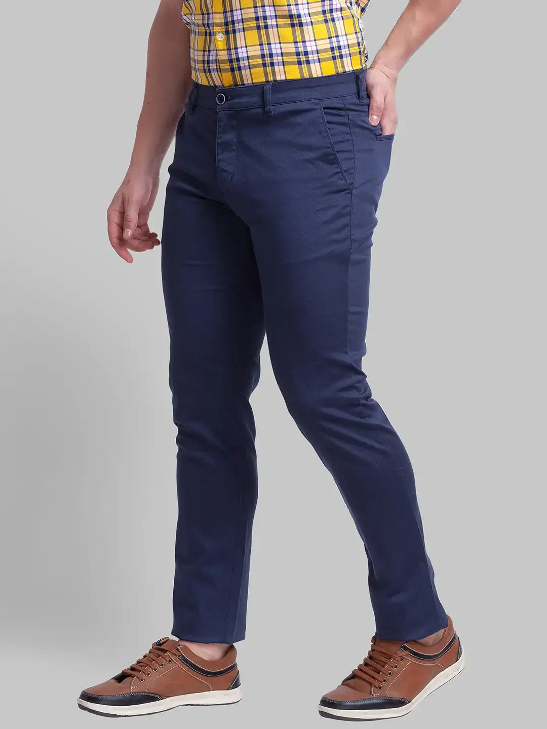 Men Blue Lrt Fit Print Cotton Blend Trouser
