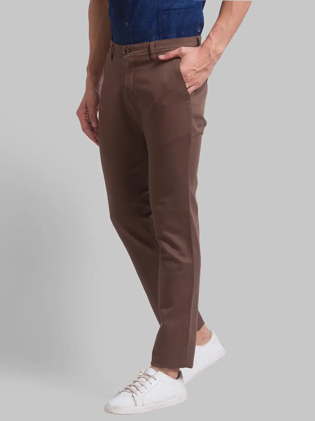 Men Brown Lrt Fit Print Cotton Blend Trouser