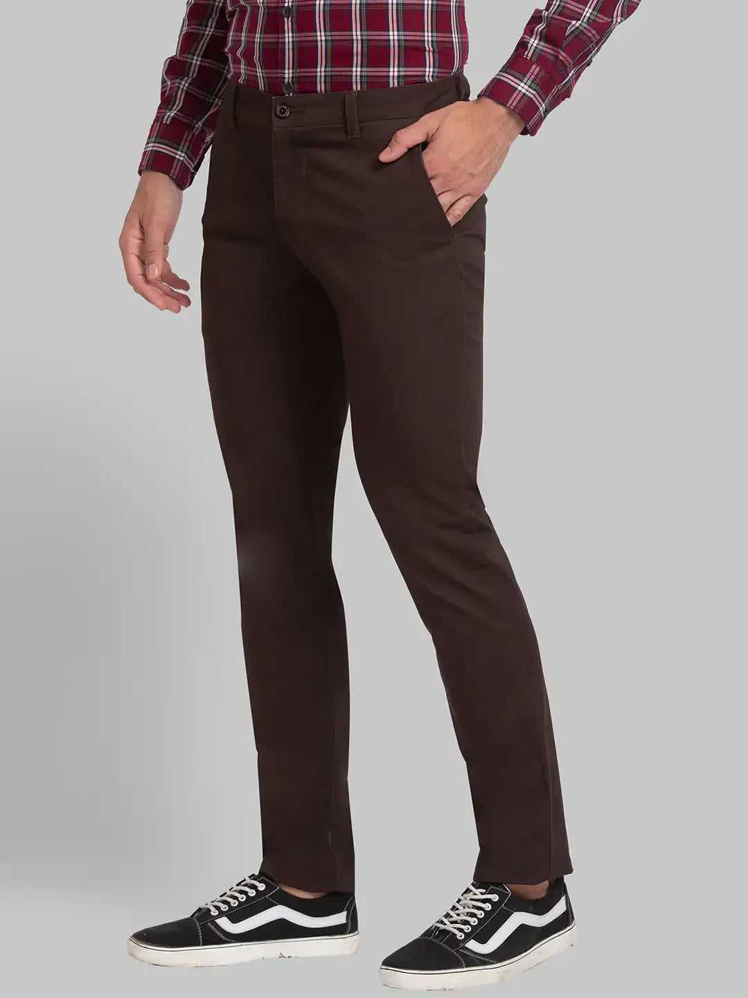 Men Brown Lrt Fit Solid Cotton Blend Trouser