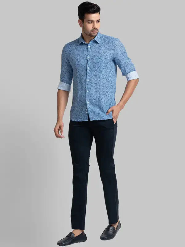 Men Blue Lrt Fit Solid Cotton Blend Trouser