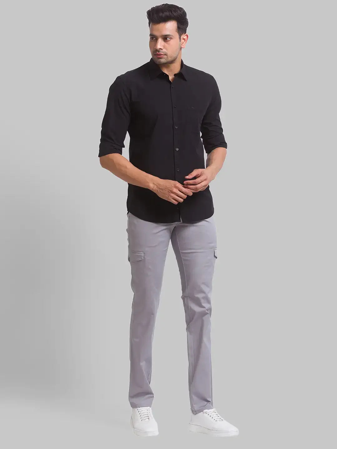 Men Grey Lrt Fit Solid Cotton Blend Trouser