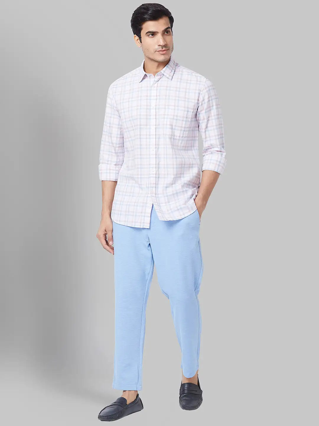 Men Blue Carrot Fit Solid Terylene Blend Trouser
