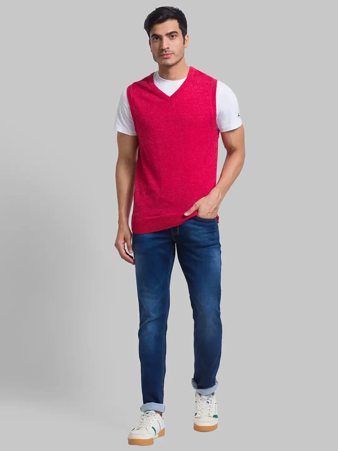Men Red Solid Wool Blend Sleeveless Sweaters