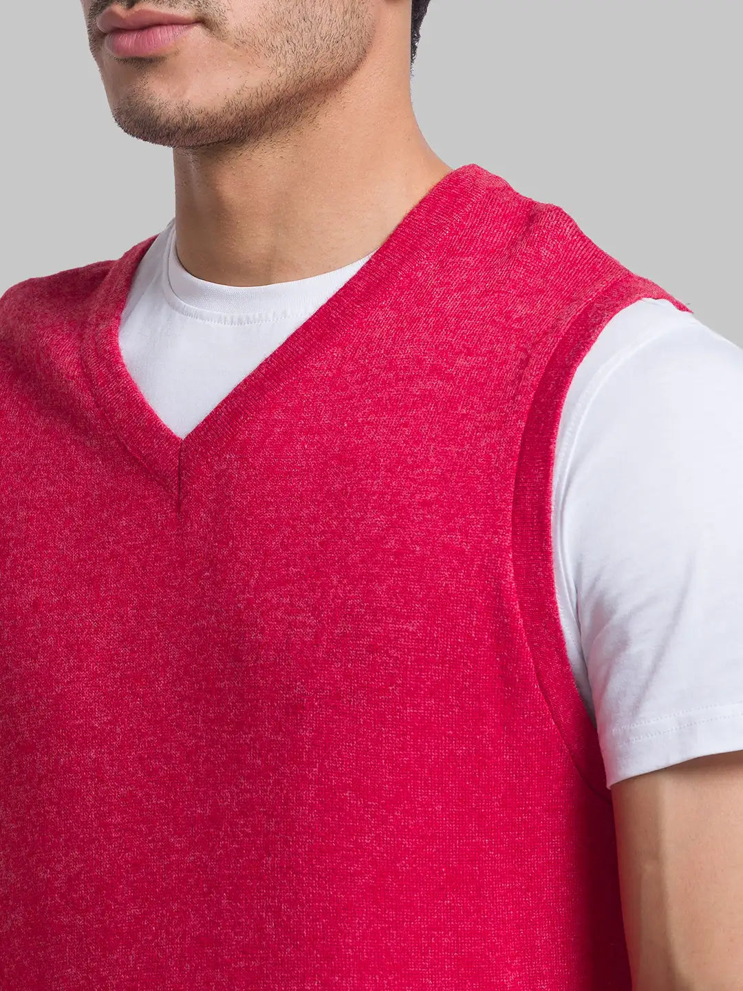 Men Red Solid Wool Blend Sleeveless Sweaters