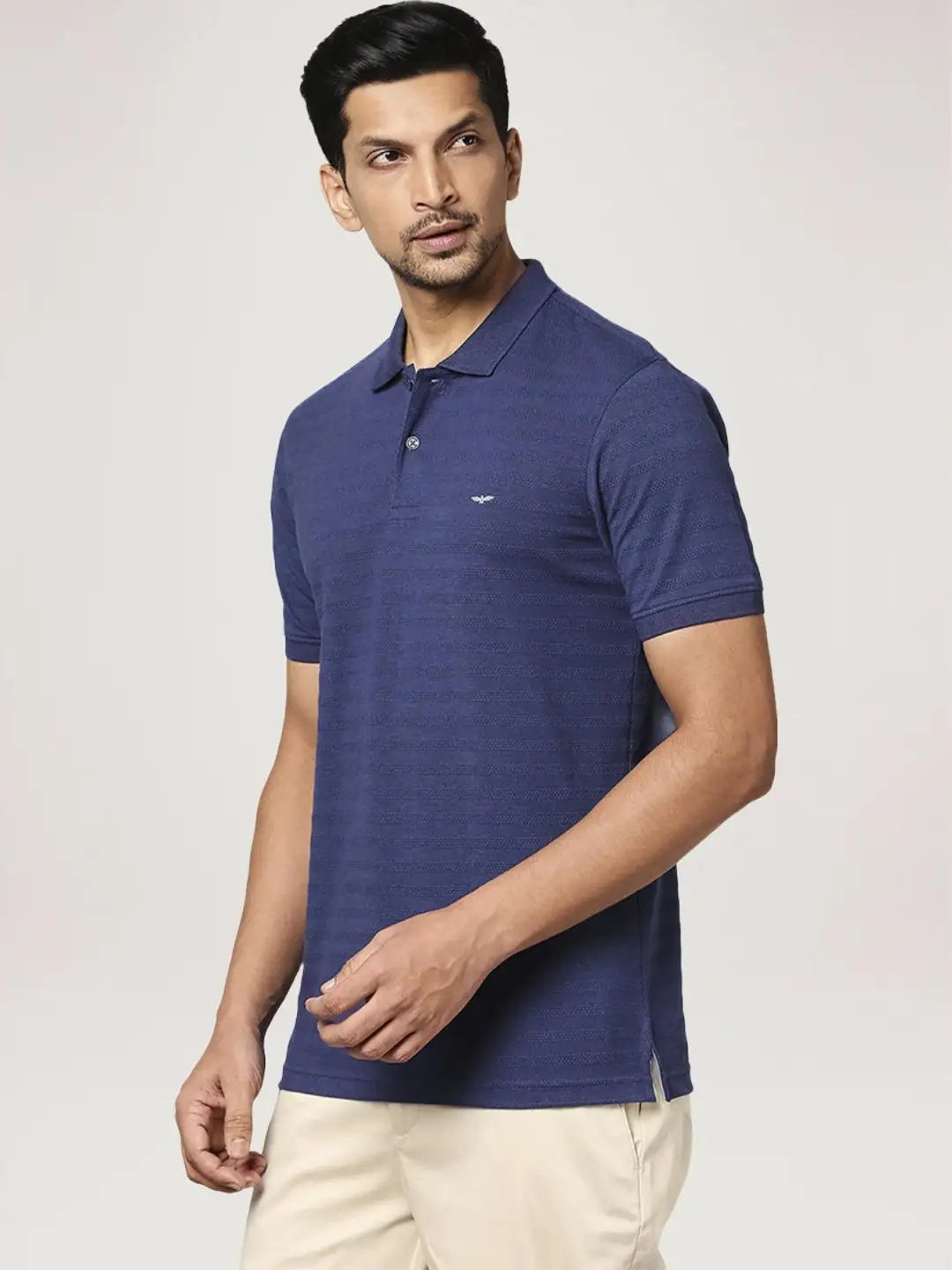 Men Blue Slim Fit Solid Cotton Polyester Blend Round Neck Collar Polo T-Shirt