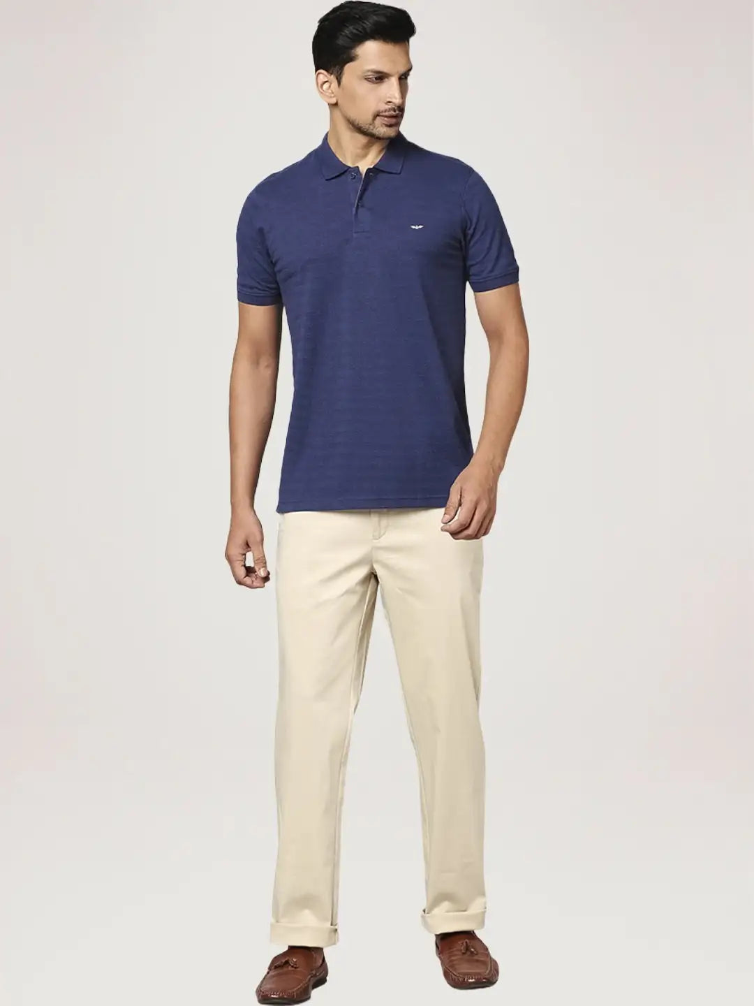 Men Blue Slim Fit Solid Cotton Polyester Blend Round Neck Collar Polo T-Shirt