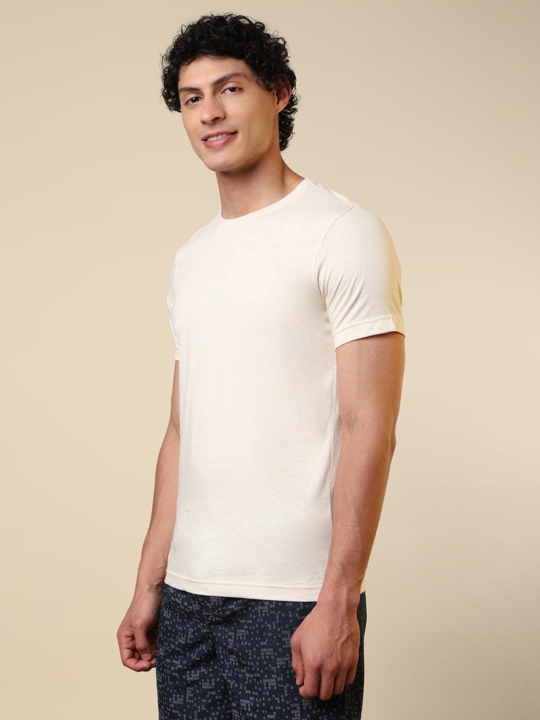 Sleepz Men White Solid Regular Fit Cotton T-Shirt