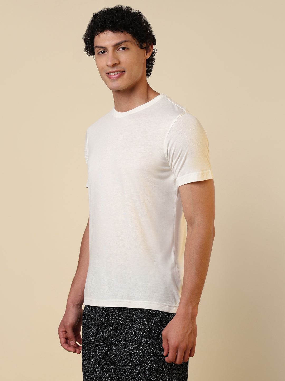 Sleepz Men White Solid Regular Fit Cotton T-Shirt