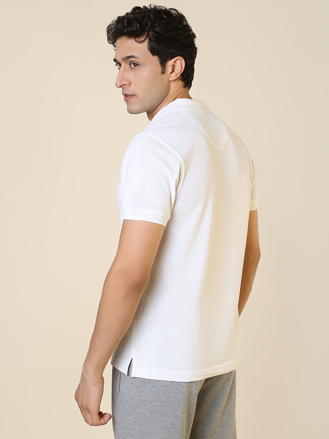 Sleepz Men White Solid Regular Fit Cotton T-Shirt
