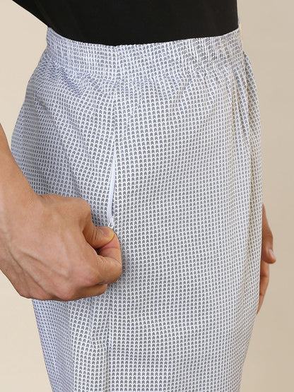Sleepz Men White Printed Regular Fit Cotton Pyjama