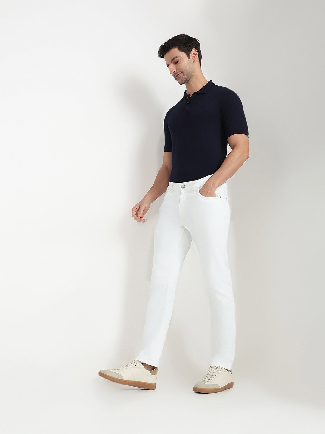 Colorplus Men White Plain Mid Rise Slim Fit Cotton Blend Jeans