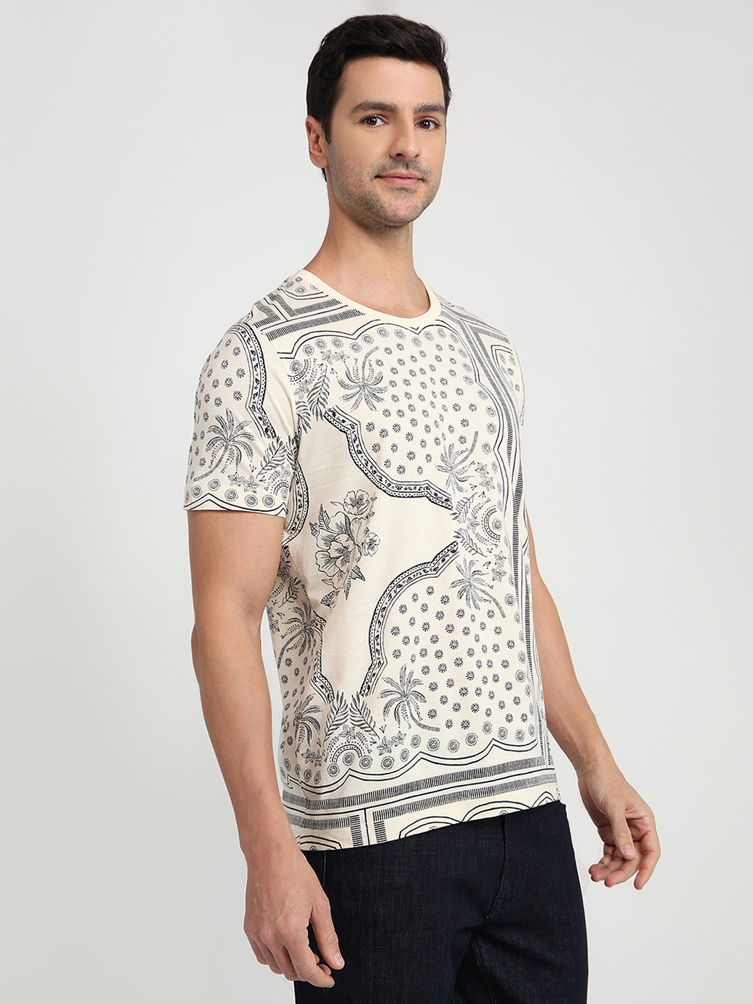 Colorplus Men White Printed Regular Fit Cotton Half Sleeve T-Shirt