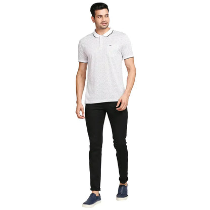 Men White Tailored Fit Print Cotton Half Sleeve T-Shirt