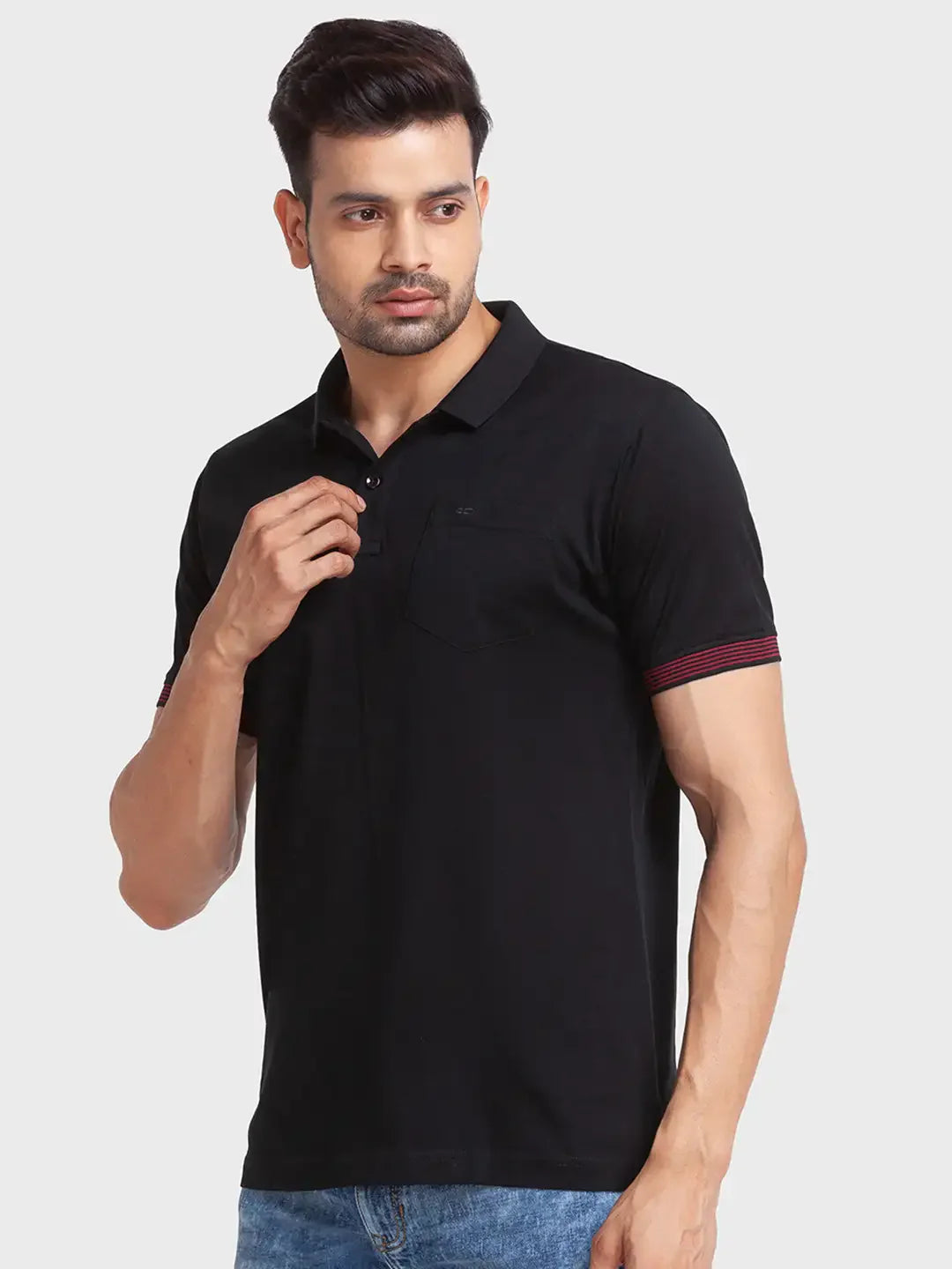 Men Black Tailored Fit Solid Cotton Half Sleeve T-Shirt