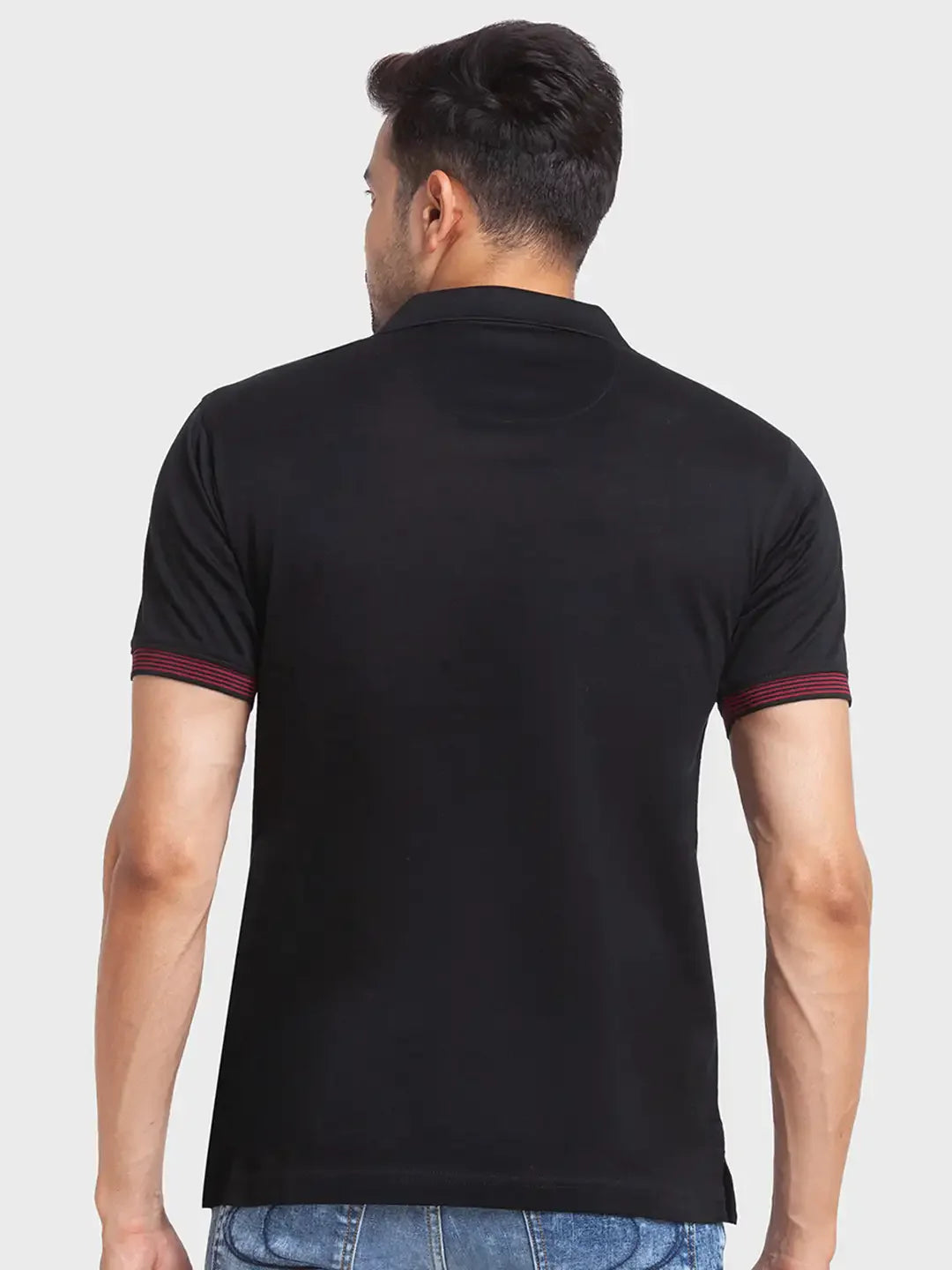 Men Black Tailored Fit Solid Cotton Half Sleeve T-Shirt