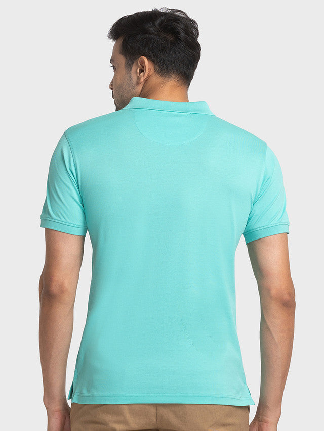 Colorplus Green Solid Tailored Fit Cotton T-Shirt