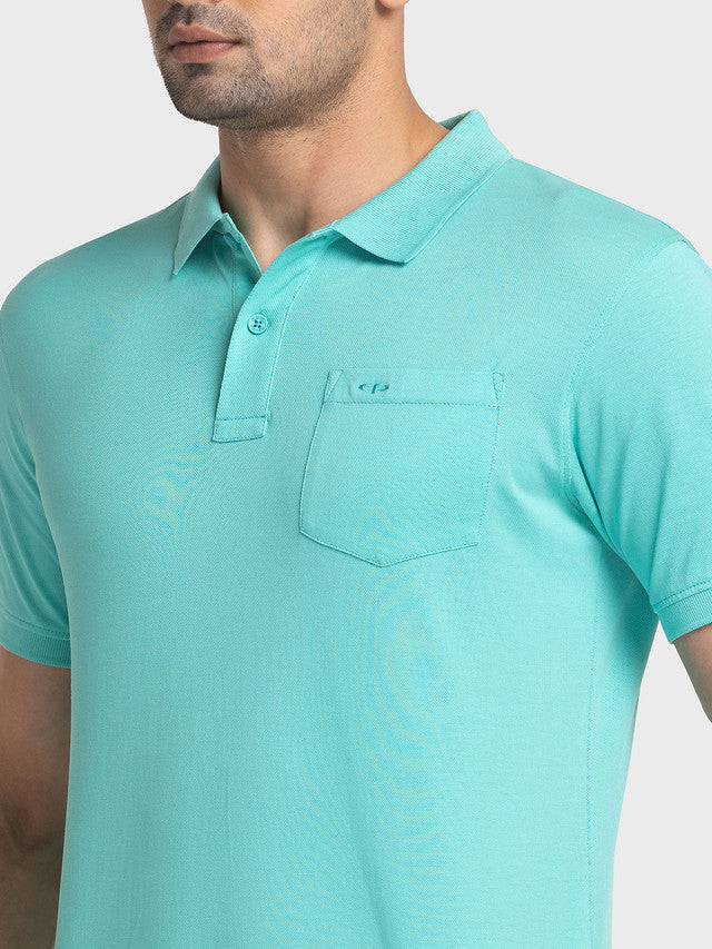 Colorplus Green Solid Tailored Fit Cotton T-Shirt