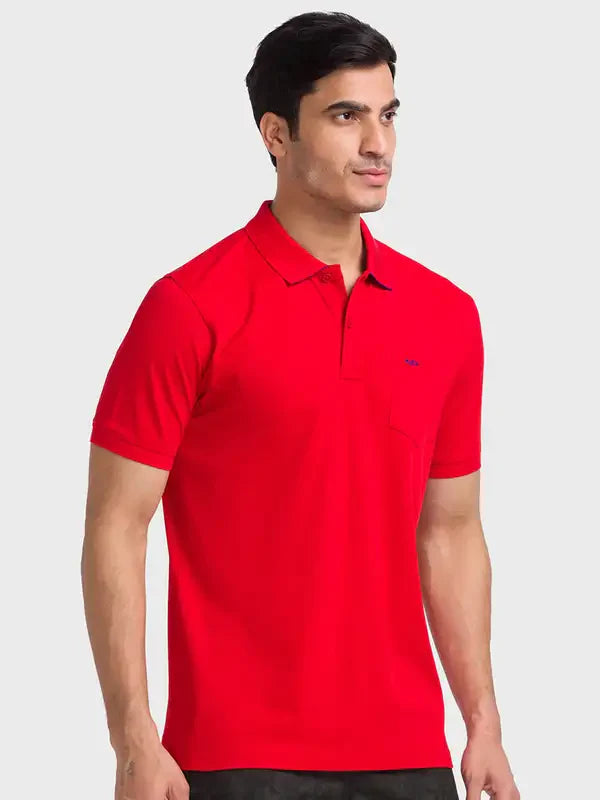 Men Red Tailored Fit Solid Cotton Half Sleeve T-Shirt