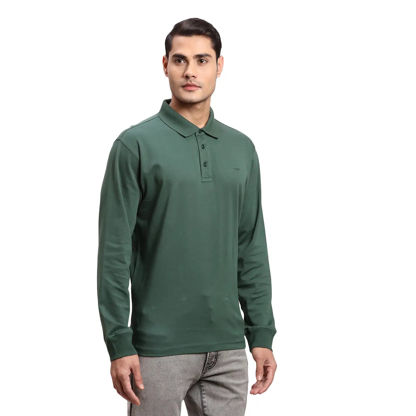 Colorplus Men Green Regular Fit Solid Cotton T-Shirt