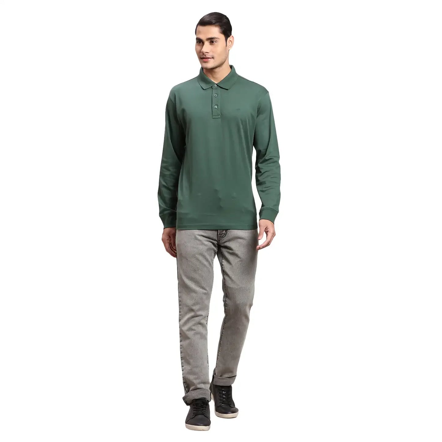 Colorplus Men Green Regular Fit Solid Cotton T-Shirt