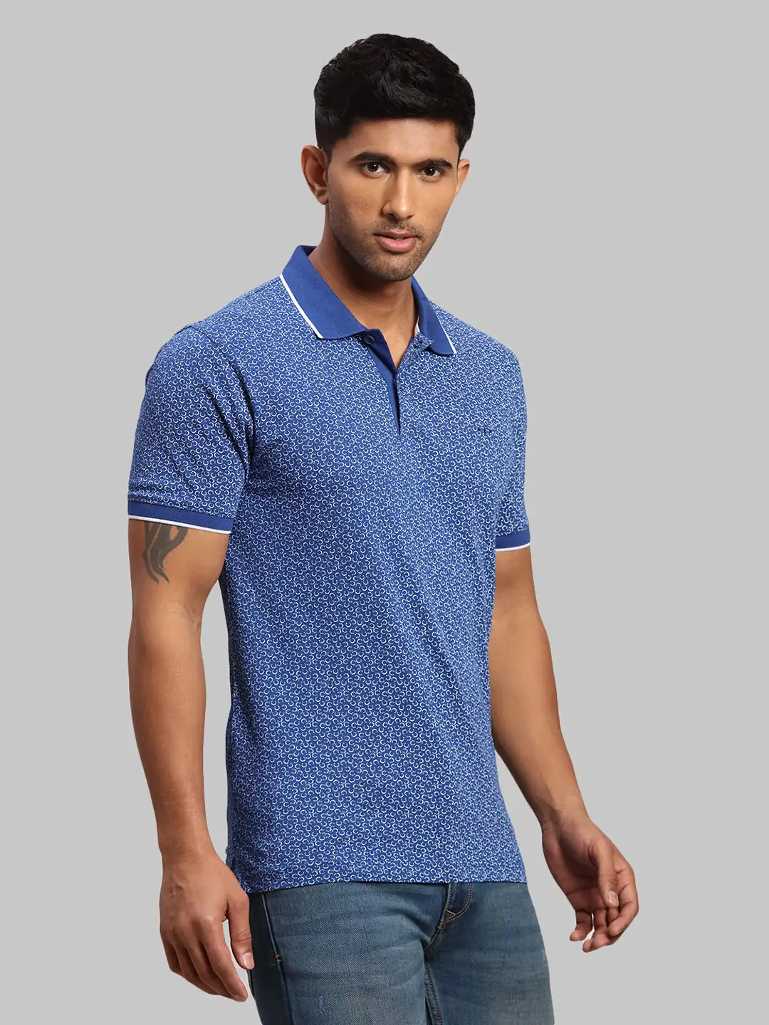 Men Navy Tailored Fit Print Cotton Half Sleeve T-Shirt