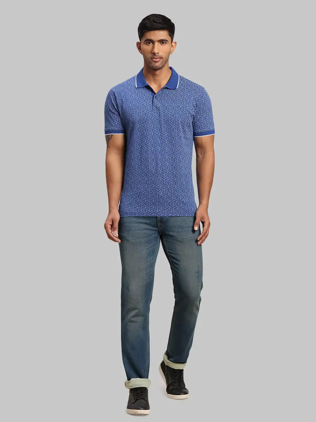 Men Navy Tailored Fit Print Cotton Half Sleeve T-Shirt