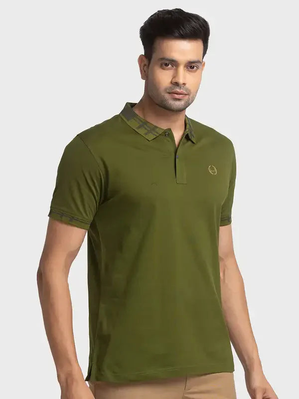 Men Green Regular Fit Solid Cotton Half Sleeve T-Shirt
